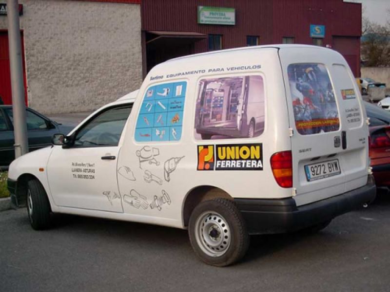 Rotulación adhesiva